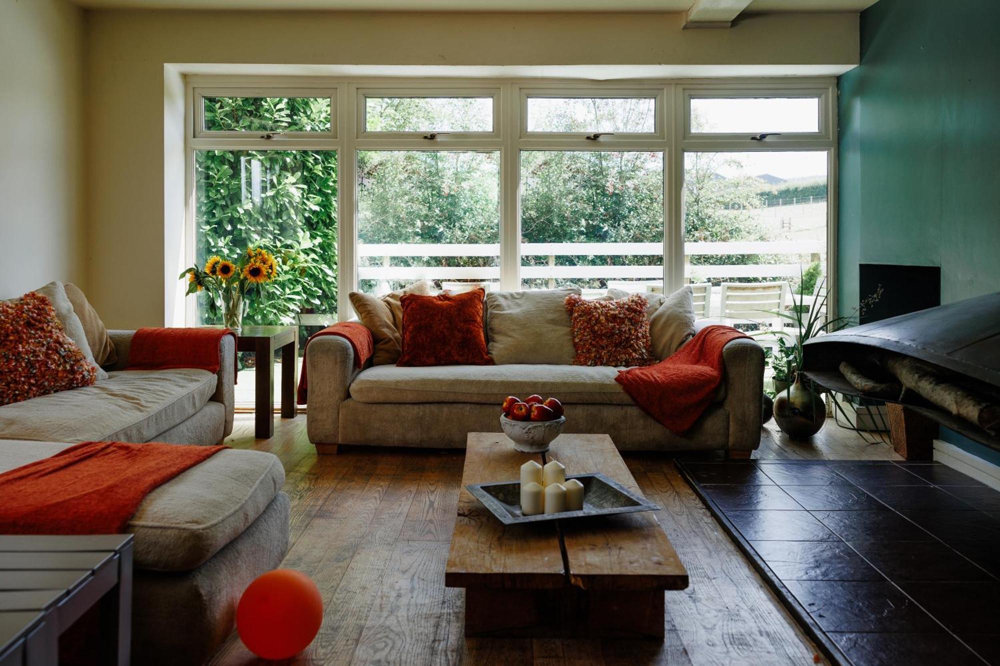 Hébergement de vacances The West Barn Near Bath, Sleeps 24 And 2 Hot Tubs *