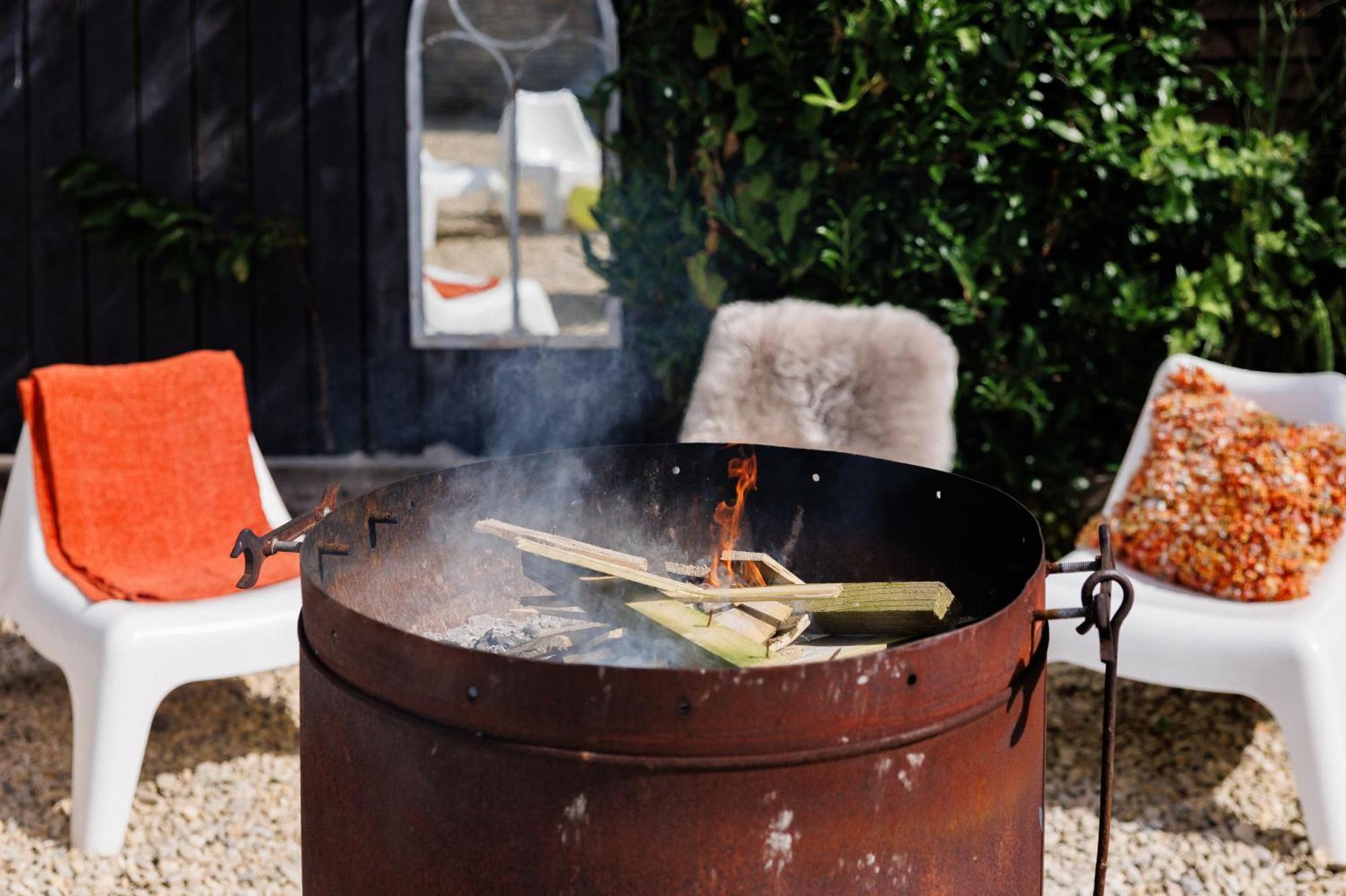 The West Barn Near Bath, Sleeps 24 And 2 Hot Tubs Ferienhaus Bristol